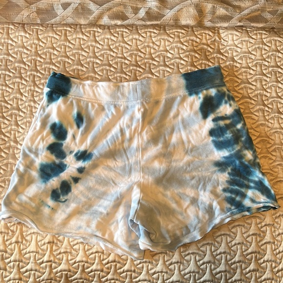 Tie dye blue shorts - Picture 2 of 2